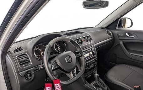 Skoda Yeti I рестайлинг, 2018 год, 1 800 000 рублей, 15 фотография