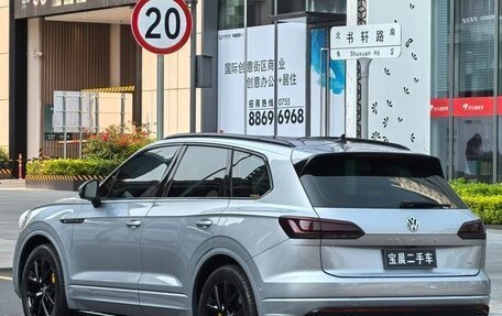 Volkswagen Touareg III, 2019 год, 3 600 000 рублей, 3 фотография