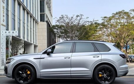 Volkswagen Touareg III, 2019 год, 3 600 000 рублей, 8 фотография