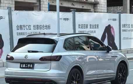 Volkswagen Touareg III, 2019 год, 3 600 000 рублей, 5 фотография