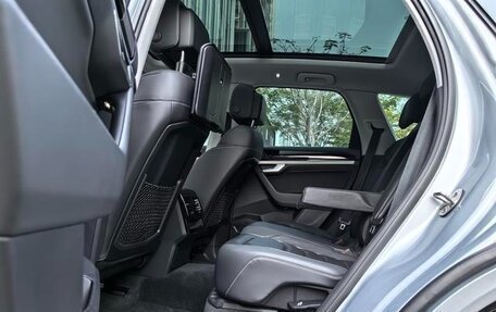 Volkswagen Touareg III, 2019 год, 3 600 000 рублей, 12 фотография