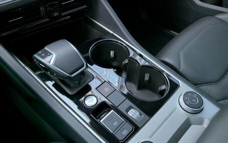Volkswagen Touareg III, 2019 год, 3 600 000 рублей, 16 фотография