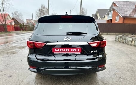 Infiniti QX60 I рестайлинг, 2018 год, 3 300 000 рублей, 6 фотография