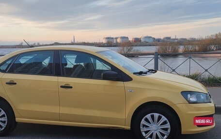 Volkswagen Polo VI (EU Market), 2017 год, 570 000 рублей, 3 фотография