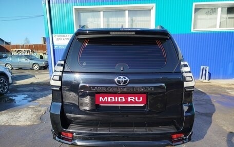 Toyota Land Cruiser Prado 150 рестайлинг 2, 2020 год, 5 800 000 рублей, 4 фотография