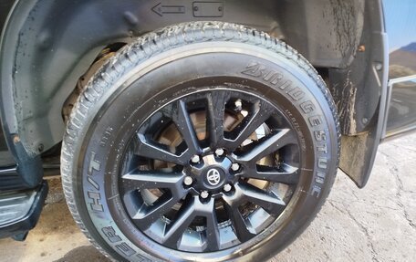 Toyota Land Cruiser Prado 150 рестайлинг 2, 2020 год, 5 800 000 рублей, 15 фотография