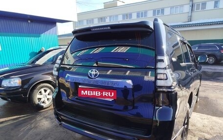 Toyota Land Cruiser Prado 150 рестайлинг 2, 2020 год, 5 800 000 рублей, 8 фотография