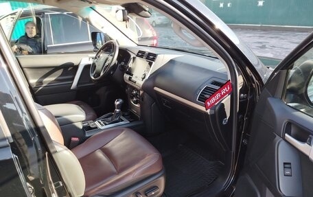 Toyota Land Cruiser Prado 150 рестайлинг 2, 2020 год, 5 800 000 рублей, 21 фотография