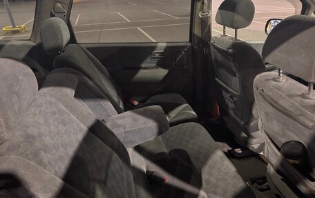 Nissan Presage I, 1998 год, 240 000 рублей, 9 фотография