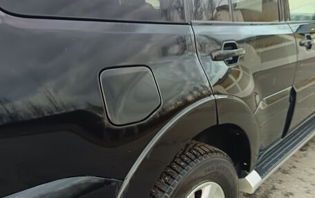 Mitsubishi Pajero IV, 2014 год, 2 650 000 рублей, 3 фотография
