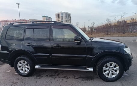 Mitsubishi Pajero IV, 2014 год, 2 650 000 рублей, 20 фотография