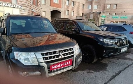 Mitsubishi Pajero IV, 2014 год, 2 650 000 рублей, 19 фотография