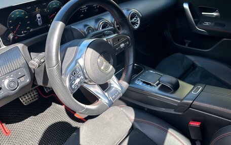 Mercedes-Benz A-Класс, 2019 год, 3 210 000 рублей, 8 фотография