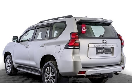 Toyota Land Cruiser Prado 150 рестайлинг 2, 2020 год, 5 495 000 рублей, 7 фотография
