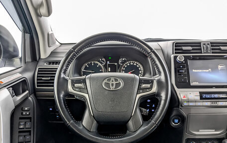 Toyota Land Cruiser Prado 150 рестайлинг 2, 2020 год, 5 495 000 рублей, 22 фотография