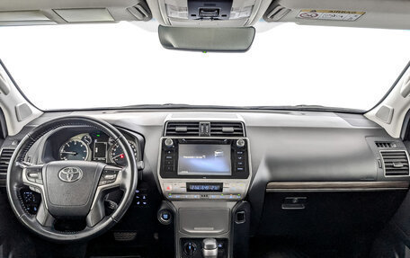 Toyota Land Cruiser Prado 150 рестайлинг 2, 2020 год, 5 495 000 рублей, 14 фотография