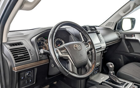 Toyota Land Cruiser Prado 150 рестайлинг 2, 2020 год, 5 495 000 рублей, 16 фотография
