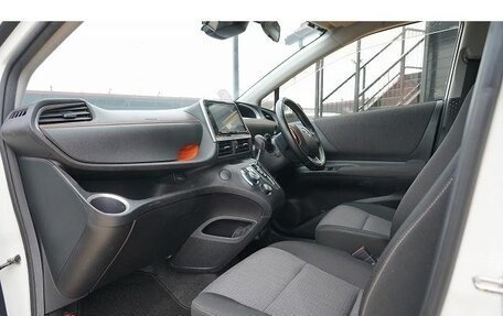 Toyota Sienta II, 2020 год, 1 367 300 рублей, 8 фотография