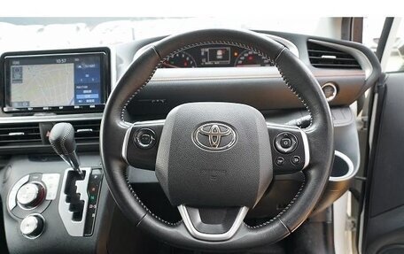 Toyota Sienta II, 2020 год, 1 367 300 рублей, 12 фотография