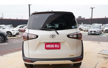 Toyota Sienta II, 2020 год, 1 367 300 рублей, 5 фотография