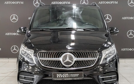 Mercedes-Benz V-Класс, 2020 год, 5 390 000 рублей, 2 фотография
