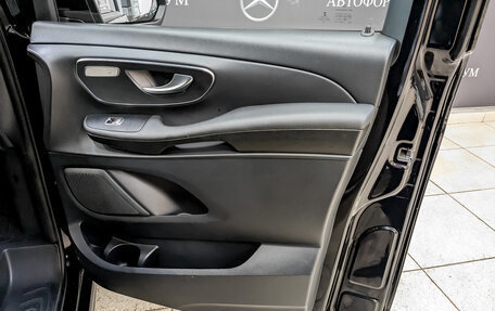 Mercedes-Benz V-Класс, 2020 год, 5 390 000 рублей, 23 фотография