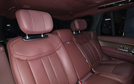 Land Rover Range Rover IV рестайлинг, 2023 год, 21 600 000 рублей, 31 фотография