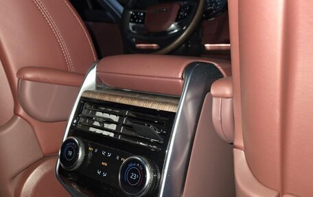 Land Rover Range Rover IV рестайлинг, 2023 год, 21 600 000 рублей, 34 фотография