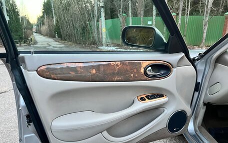 Jaguar XJR III (X350), 2000 год, 2 250 000 рублей, 15 фотография
