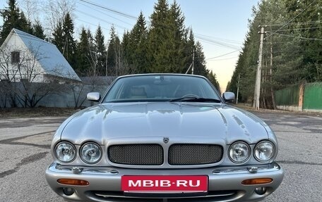 Jaguar XJR III (X350), 2000 год, 2 250 000 рублей, 8 фотография