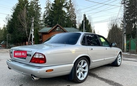 Jaguar XJR III (X350), 2000 год, 2 250 000 рублей, 5 фотография