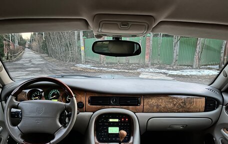 Jaguar XJR III (X350), 2000 год, 2 250 000 рублей, 28 фотография