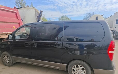 Hyundai H-1 II рестайлинг, 2008 год, 850 000 рублей, 5 фотография