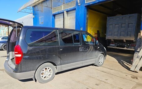 Hyundai H-1 II рестайлинг, 2008 год, 850 000 рублей, 9 фотография