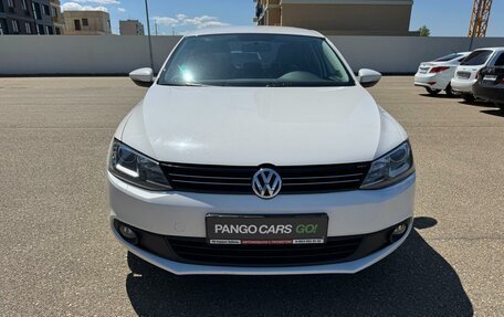 Volkswagen Jetta VI, 2014 год, 970 000 рублей, 3 фотография