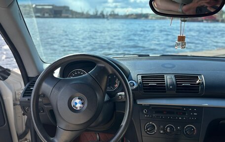 BMW 1 серия, 2008 год, 690 000 рублей, 6 фотография