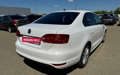 Volkswagen Jetta VI, 2014 год, 970 000 рублей, 4 фотография