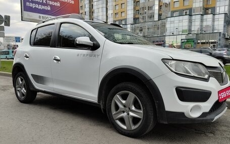 Renault Sandero II рестайлинг, 2018 год, 950 000 рублей, 1 фотография