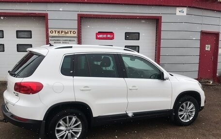 Volkswagen Tiguan I, 2012 год, 1 350 000 рублей, 3 фотография