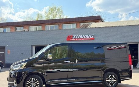 Toyota HiAce H300, 2020 год, 6 500 000 рублей, 7 фотография