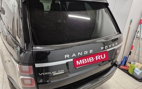 Land Rover Range Rover IV рестайлинг, 2018 год, 10 700 000 рублей, 3 фотография