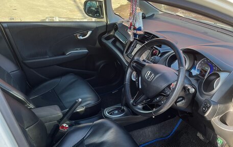Honda Fit III, 2011 год, 769 000 рублей, 10 фотография