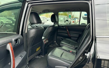 Toyota Highlander III, 2010 год, 2 349 000 рублей, 11 фотография