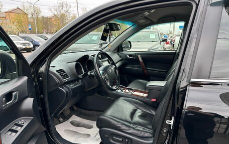 Toyota Highlander III, 2010 год, 2 349 000 рублей, 10 фотография