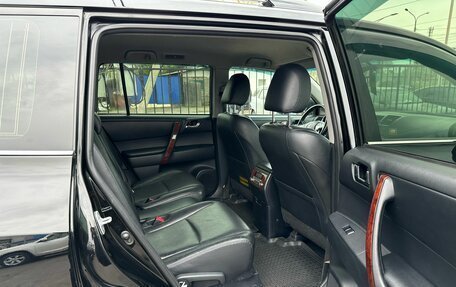Toyota Highlander III, 2010 год, 2 349 000 рублей, 12 фотография