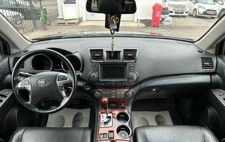 Toyota Highlander III, 2010 год, 2 349 000 рублей, 14 фотография