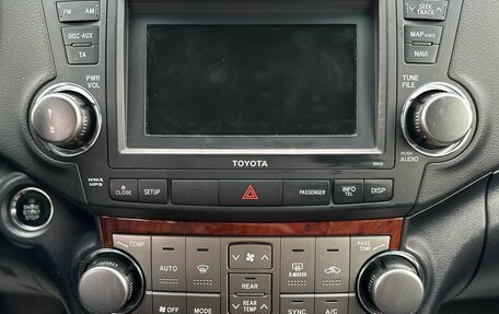 Toyota Highlander III, 2010 год, 2 349 000 рублей, 19 фотография