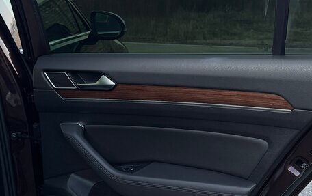 Volkswagen Passat B8 рестайлинг, 2016 год, 2 280 000 рублей, 13 фотография