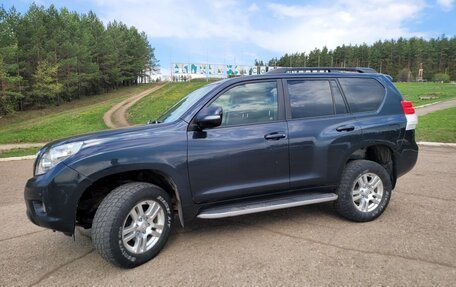 Toyota Land Cruiser Prado 150 рестайлинг 2, 2010 год, 2 150 000 рублей, 6 фотография