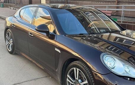 Porsche Panamera II рестайлинг, 2012 год, 2 850 000 рублей, 2 фотография